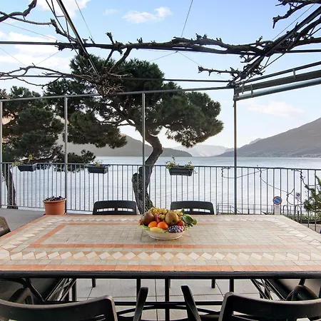 Casa Glicine * Domaso